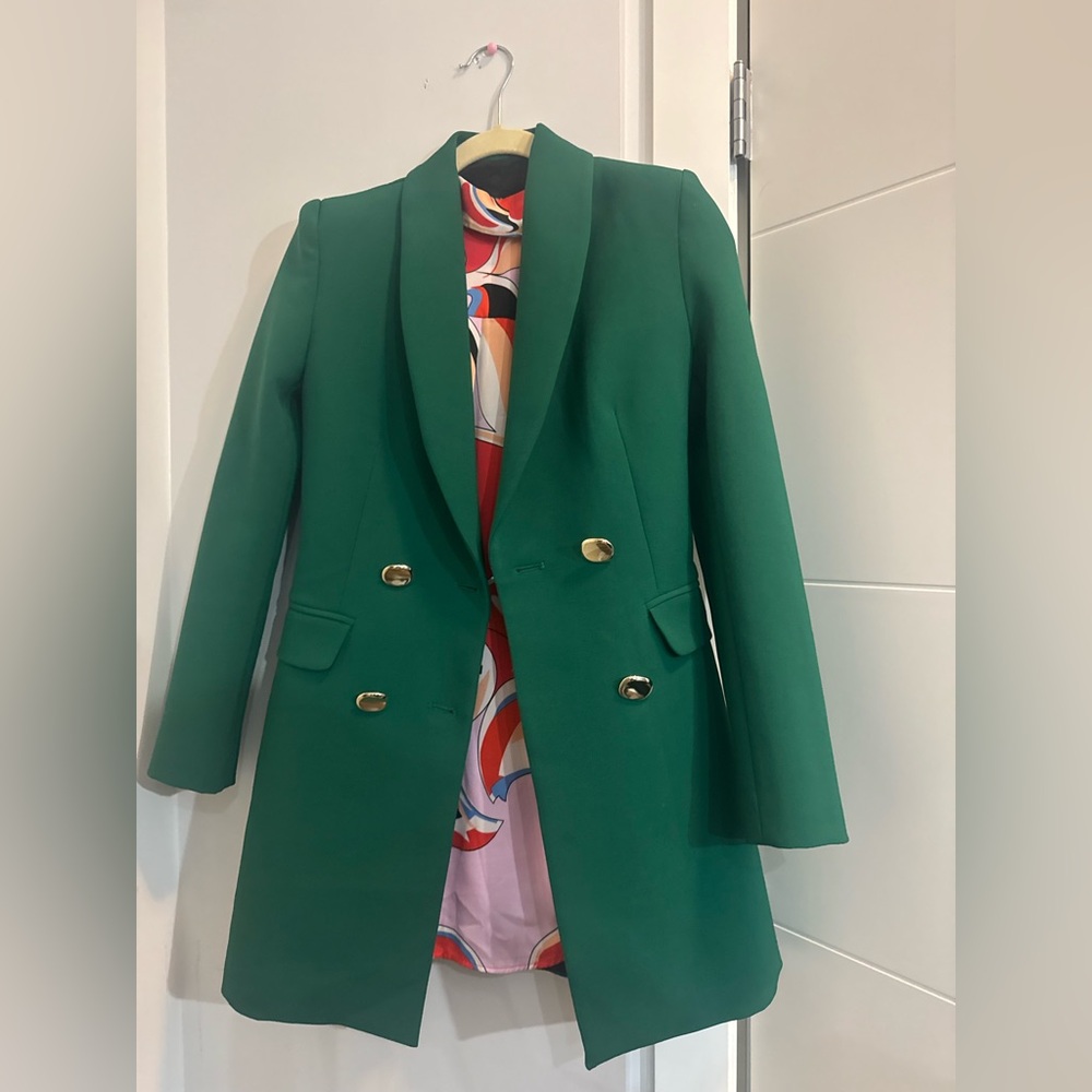 ZARA| Emerald Blazer with Black Lining and modern gold buttons